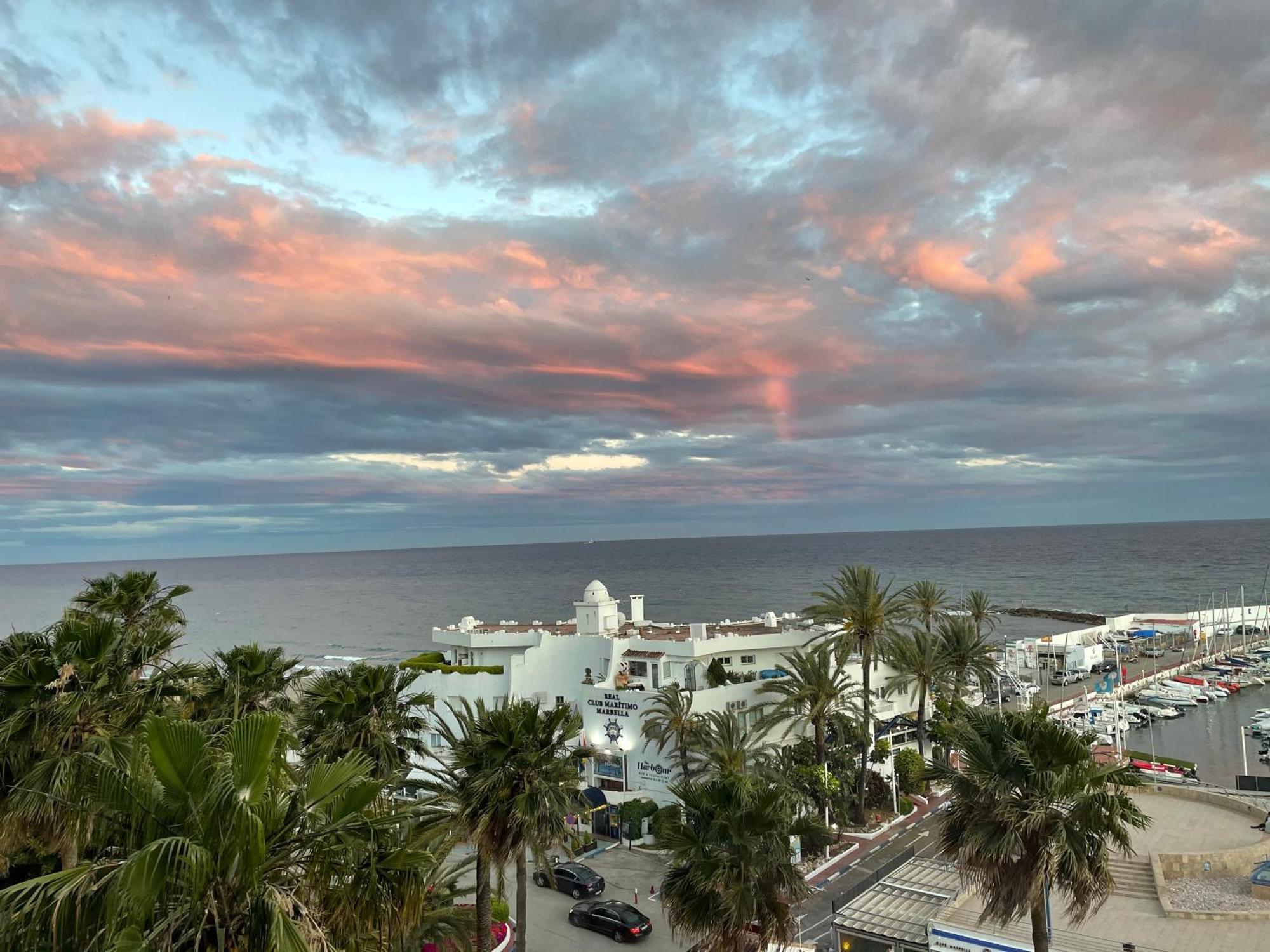 Apartamento Precioso Marbella Paseo Maritimo Екстер'єр фото